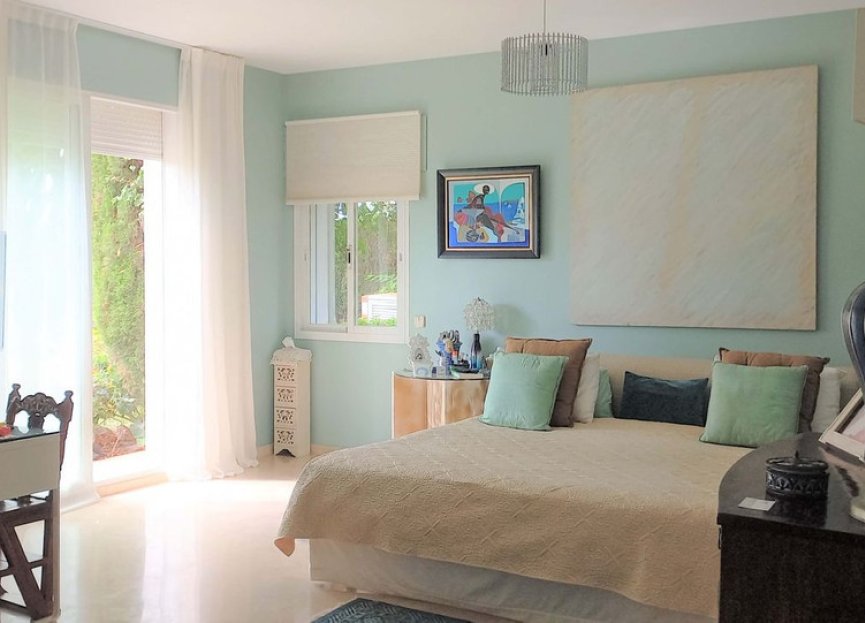 Resale - Ground floor apartment - Estepona - Estepona Centro