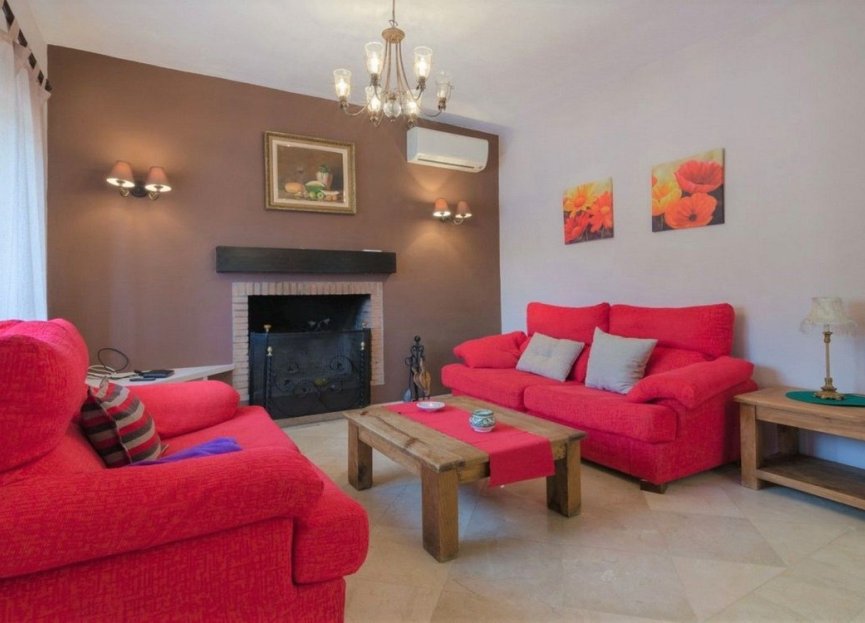 Resale - House - Finca - Cortijo - Estepona - Estepona Centro