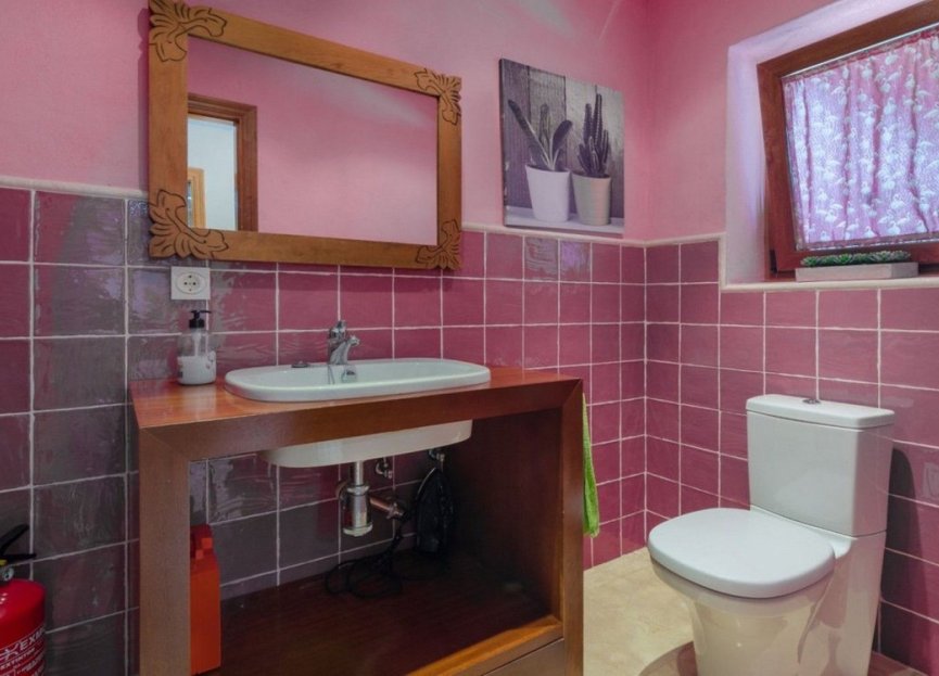 Resale - House - Finca - Cortijo - Estepona - Estepona Centro