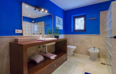 Resale - House - Finca - Cortijo - Estepona - Estepona Centro