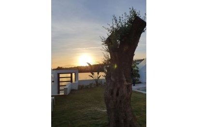 Reventa - House - Detached Villa - Marbella - Marbella Centro