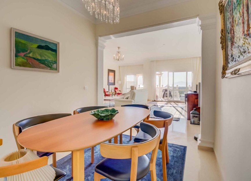 Resale - House - Townhouse - Marbella - Artola