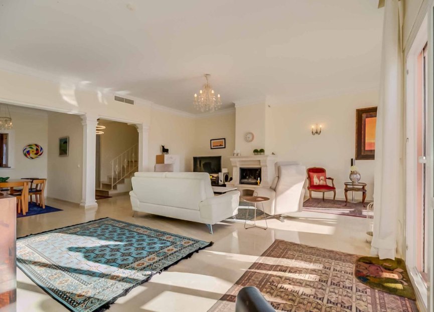 Resale - House - Townhouse - Marbella - Artola