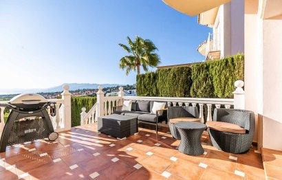 Resale - House - Townhouse - Marbella - Artola
