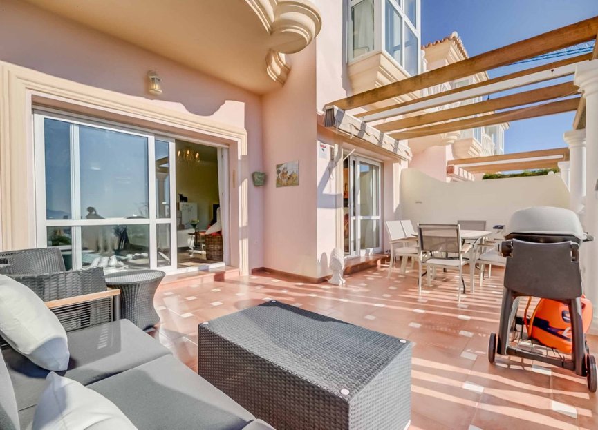 Resale - House - Townhouse - Marbella - Artola