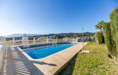 Resale - House - Townhouse - Marbella - Artola