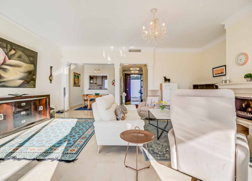 Resale - House - Townhouse - Marbella - Artola