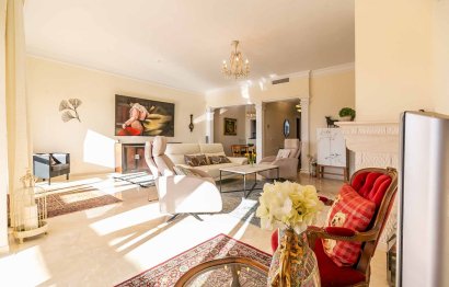 Resale - House - Townhouse - Marbella - Artola