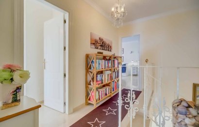 Resale - House - Townhouse - Marbella - Artola