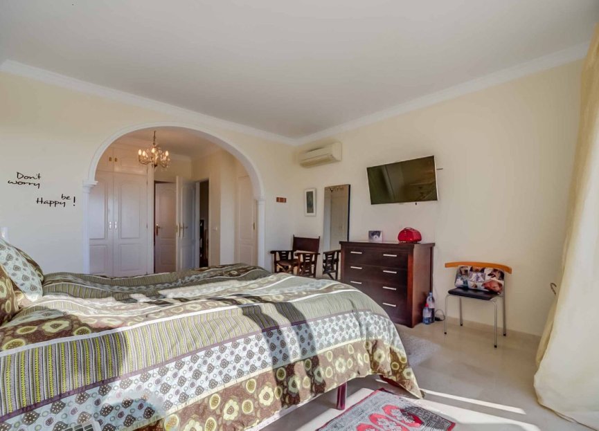 Resale - House - Townhouse - Marbella - Artola