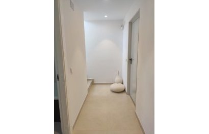 Resale - House - Detached Villa - Estepona - Estepona Centro