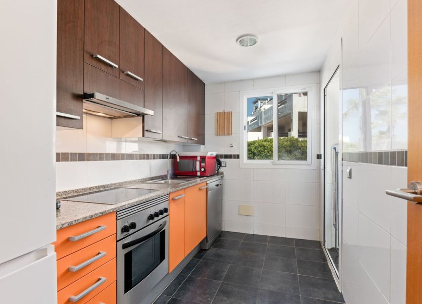 Resale - Apartment - Middle Floor Apartment - Casares - Casares Playa