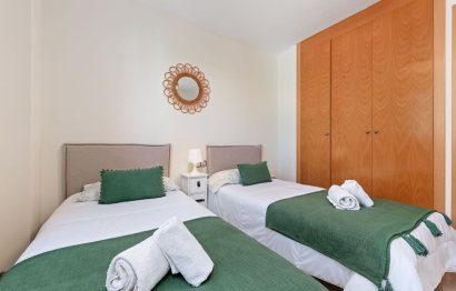 Resale - Apartment - Middle Floor Apartment - Casares - Casares Playa