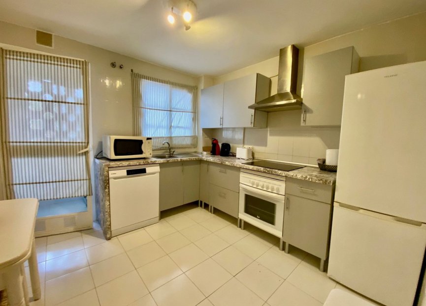 Resale - Ground floor apartment - Estepona - Diana Park