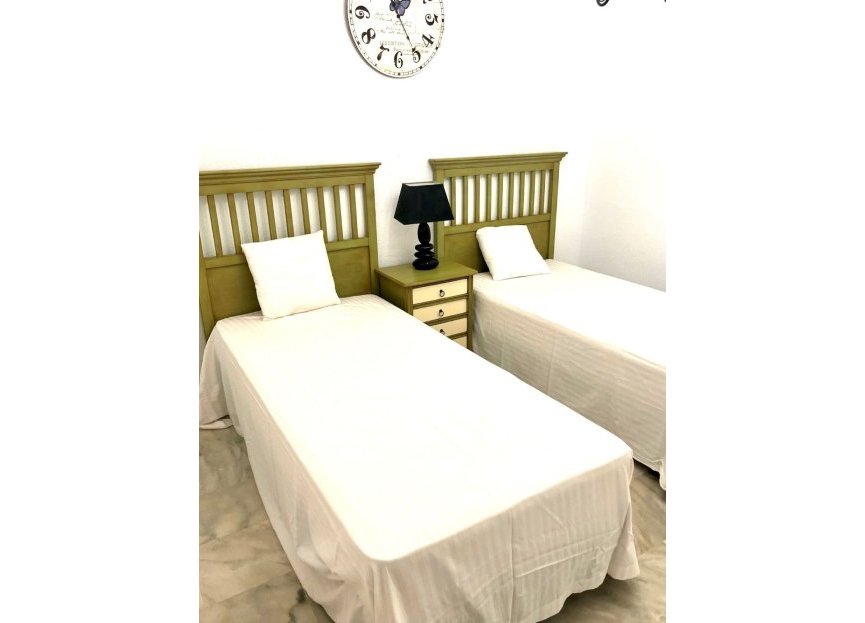 Resale - Ground floor apartment - Estepona - Diana Park