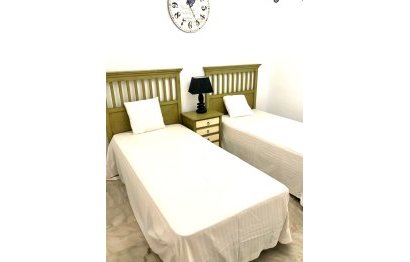 Resale - Ground floor apartment - Estepona - Diana Park