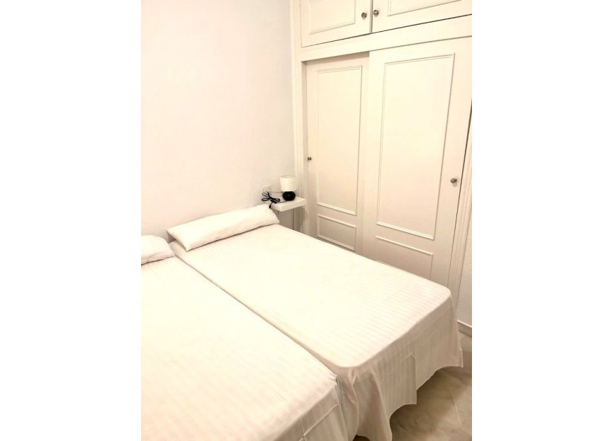 Resale - Ground floor apartment - Estepona - Diana Park