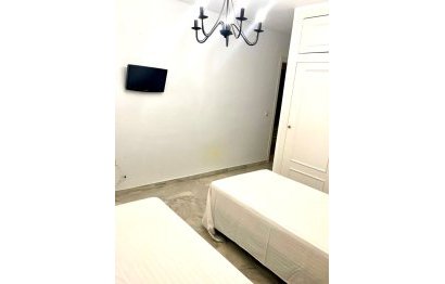 Resale - Ground floor apartment - Estepona - Diana Park