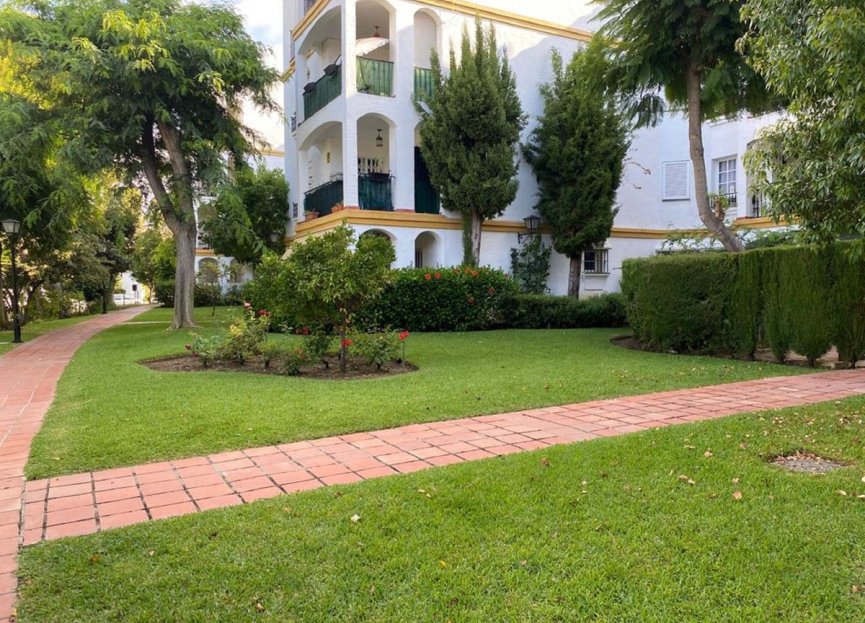 Resale - Ground floor apartment - Estepona - Diana Park