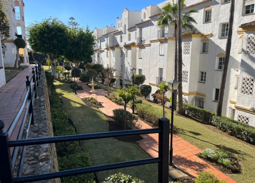 Resale - Ground floor apartment - Estepona - Diana Park