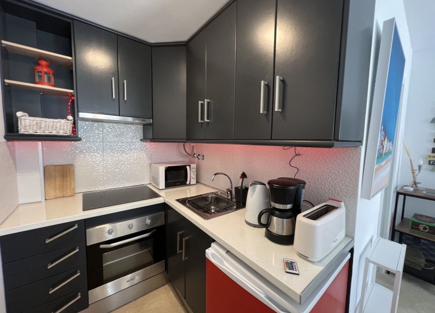 Resale - Ground floor apartment - Marbella - Puerto de Cabopino