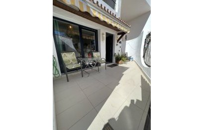 Resale - Ground floor apartment - Marbella - Puerto de Cabopino