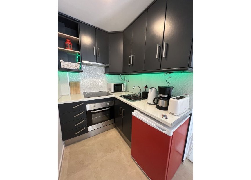 Resale - Ground floor apartment - Marbella - Puerto de Cabopino