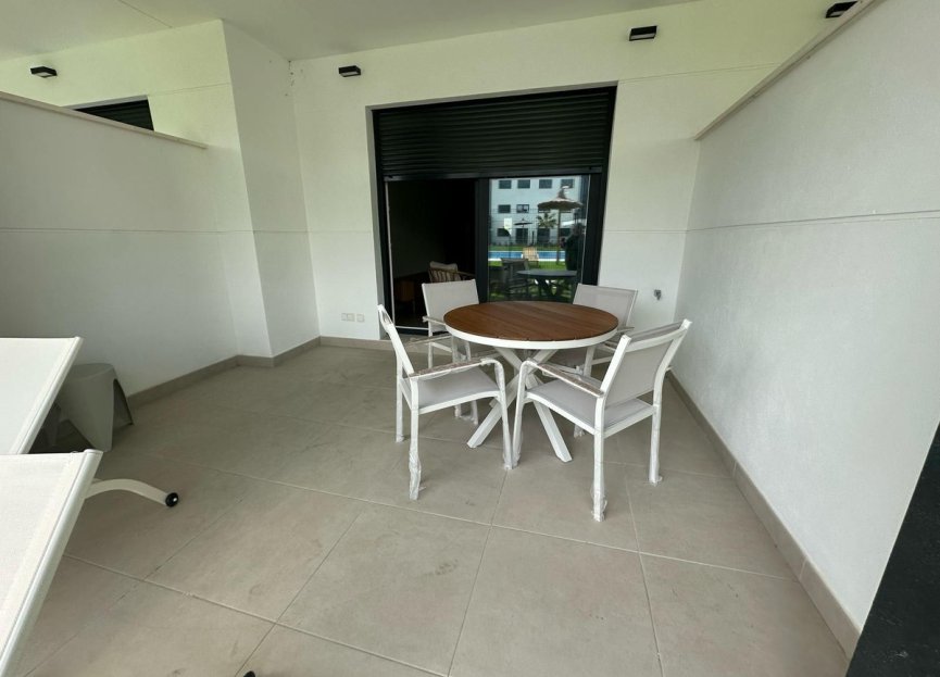 Resale - Ground floor apartment - Estepona - Estepona Centro