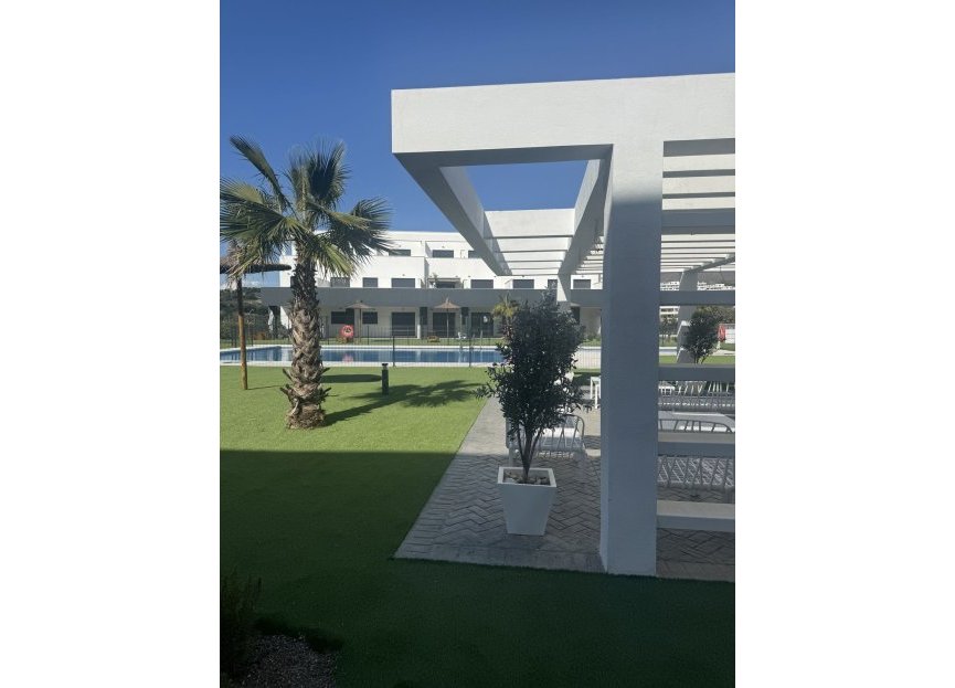 Resale - Ground floor apartment - Estepona - Estepona Centro