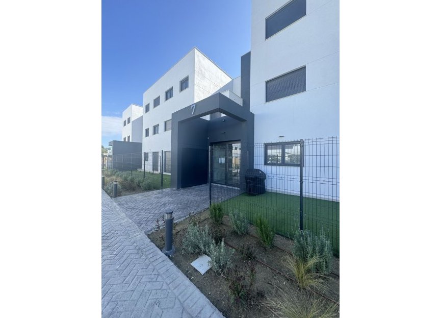 Resale - Ground floor apartment - Estepona - Estepona Centro