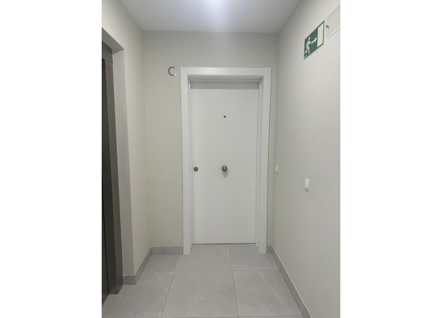 Resale - Ground floor apartment - Estepona - Estepona Centro