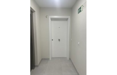 Resale - Ground floor apartment - Estepona - Estepona Centro