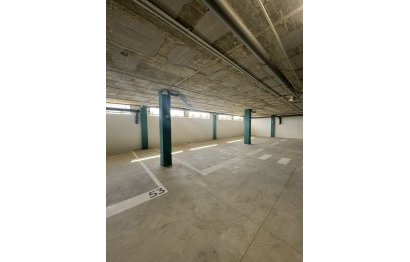 Resale - Ground floor apartment - Estepona - Estepona Centro