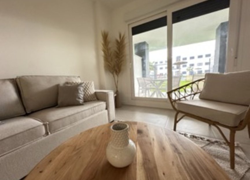 Resale - Ground floor apartment - Estepona - Estepona Centro