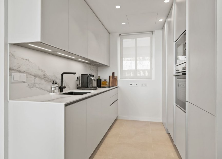 Resale - Ground floor apartment - Marbella - Marbella Centro