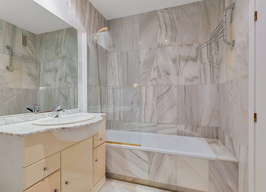 Resale - House - Townhouse - Marbella - San Pedro De Alcantara