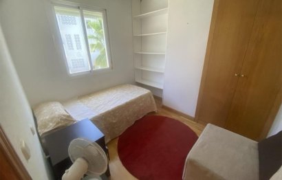 Resale - Apartment - Middle Floor Apartment - Benahavís - Benahavís Centro