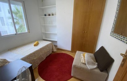 Resale - Apartment - Middle Floor Apartment - Benahavís - Benahavís Centro