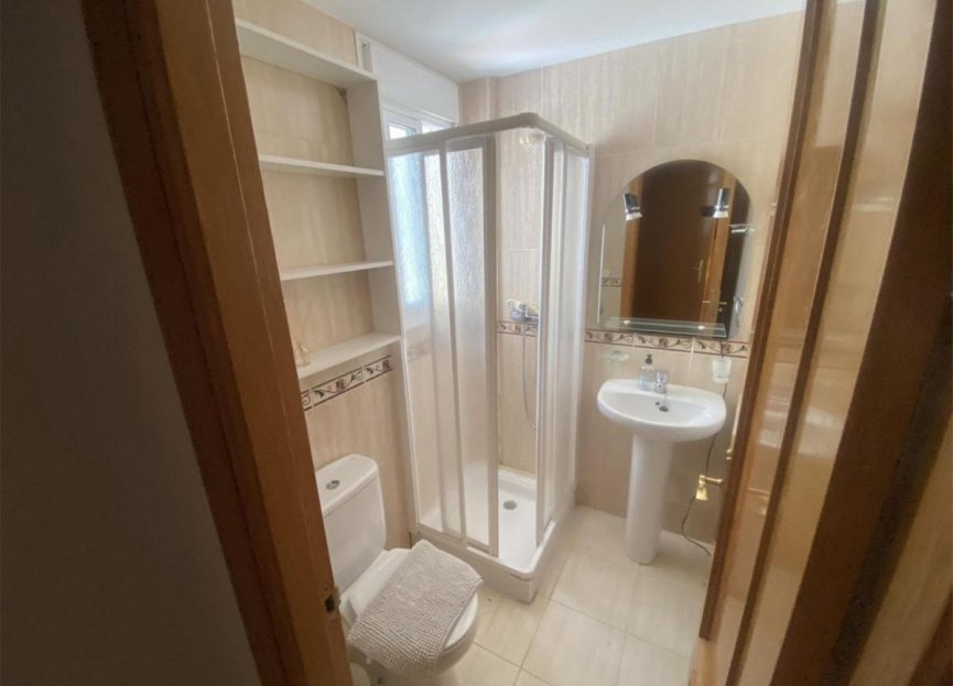 Resale - Apartment - Middle Floor Apartment - Benahavís - Benahavís Centro