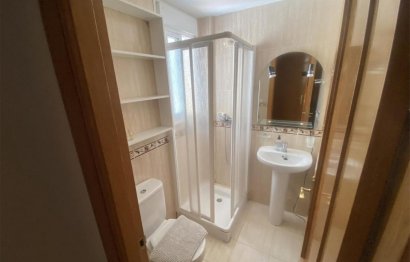 Resale - Apartment - Middle Floor Apartment - Benahavís - Benahavís Centro