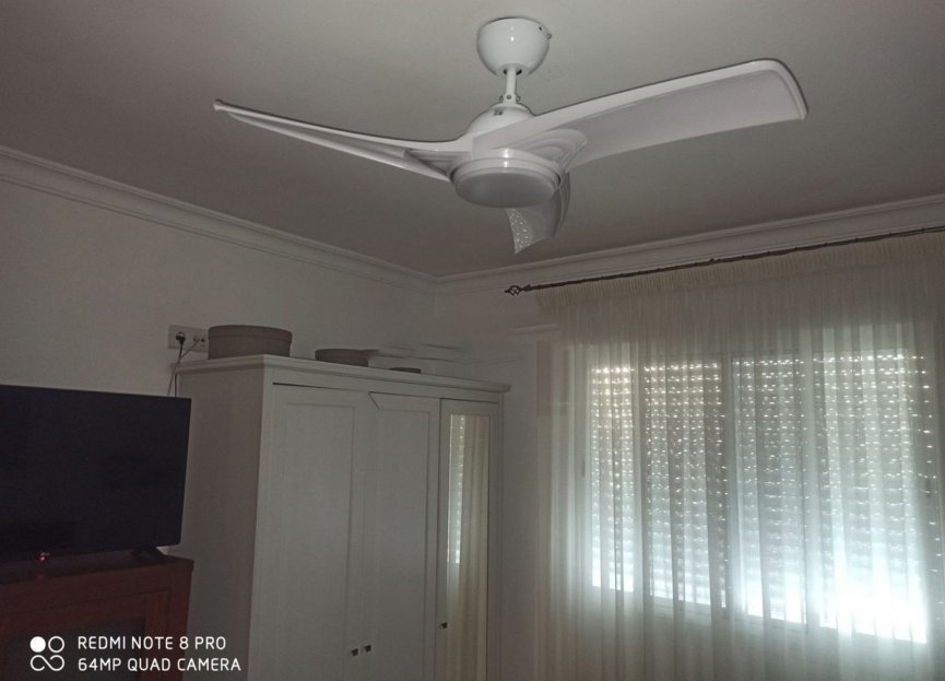 Resale - Apartment - Middle Floor Apartment - Estepona - Estepona Centro