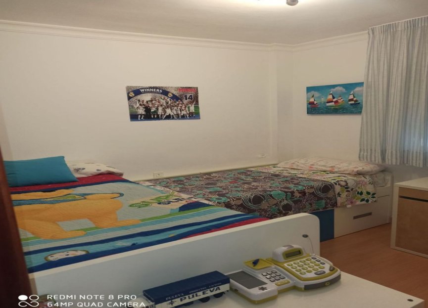 Resale - Apartment - Middle Floor Apartment - Estepona - Estepona Centro