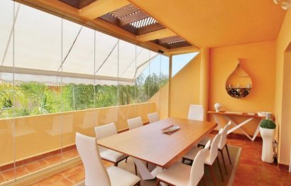 Resale - Apartment - Middle Floor Apartment - Marbella - Nueva Andalucia