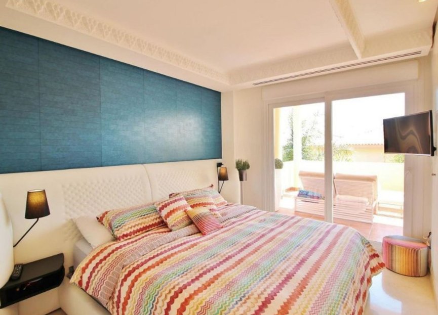 Resale - Apartment - Middle Floor Apartment - Marbella - Nueva Andalucia