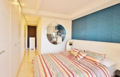 Resale - Apartment - Middle Floor Apartment - Marbella - Nueva Andalucia