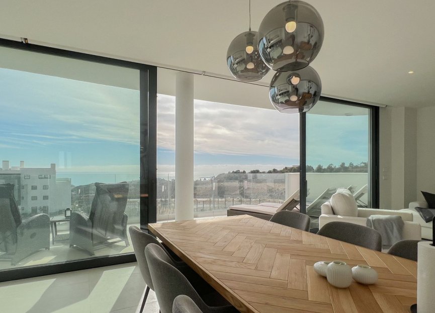 Resale - Apartment - Middle Floor Apartment - Fuengirola - Higueron