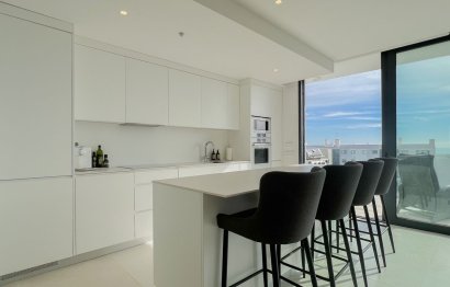 Resale - Apartment - Middle Floor Apartment - Fuengirola - Higueron