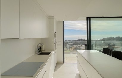 Resale - Apartment - Middle Floor Apartment - Fuengirola - Higueron