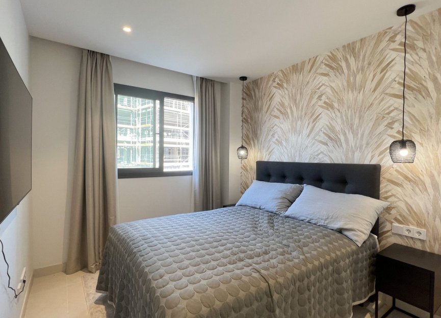 Resale - Apartment - Middle Floor Apartment - Fuengirola - Higueron