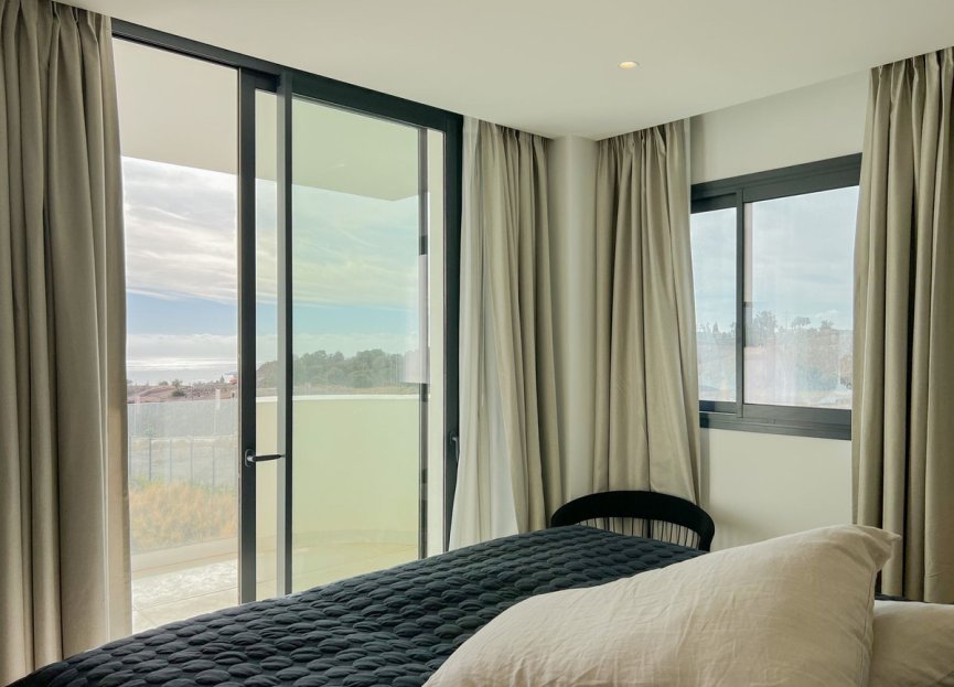 Resale - Apartment - Middle Floor Apartment - Fuengirola - Higueron